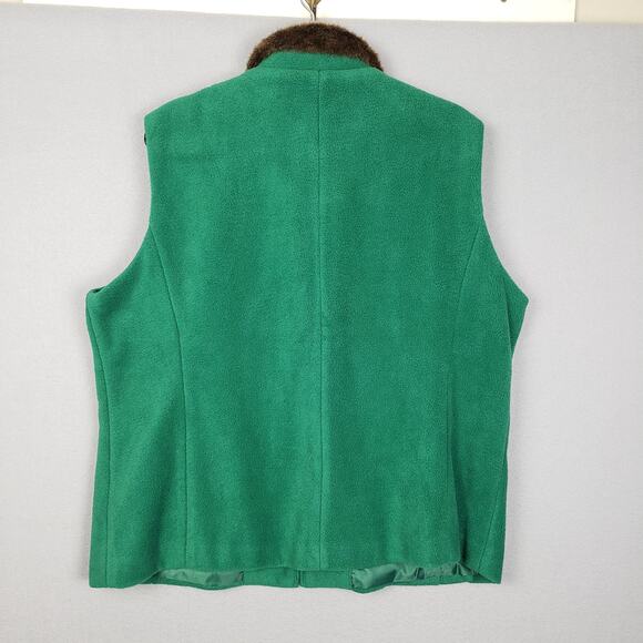 Bob Mackie Women's XL Faux Fur Embroidered Zip Up Vest Green Celtic Vibe Layer‎ - Picture 2 of 10
